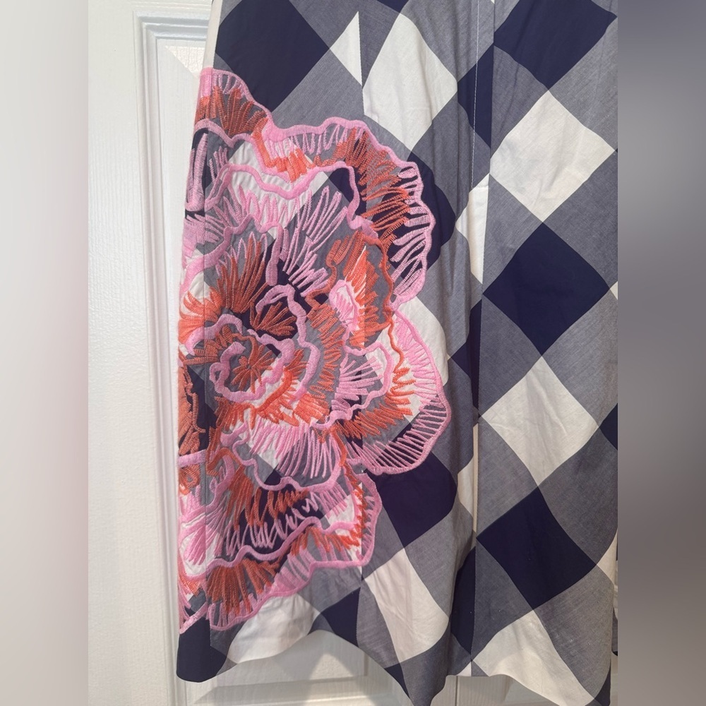 Lilly Pulitzer Strapless Dress in Navy Gingham with Pink Floral Appliqué - Picture 4 of 16